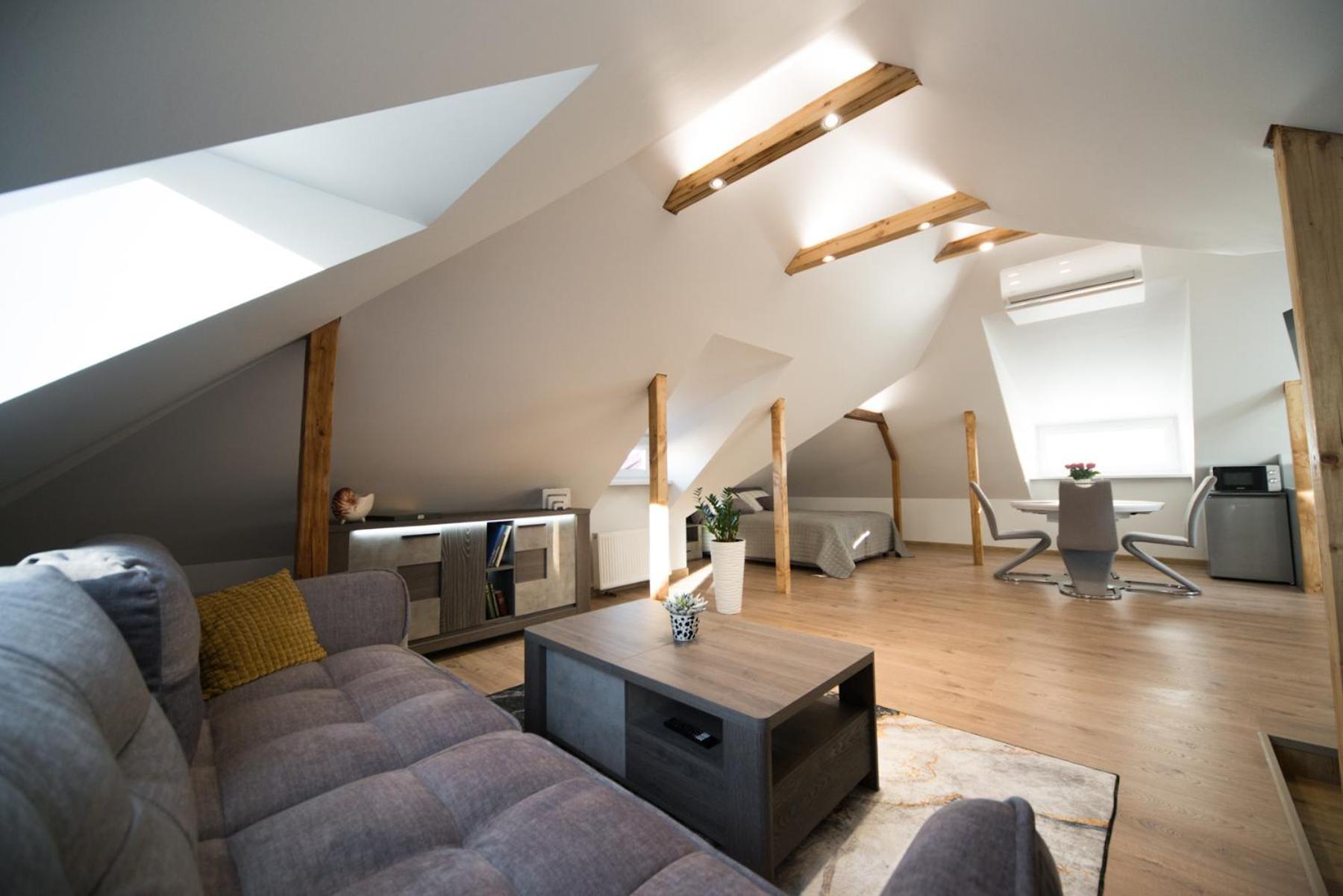 Petro Delux Apartments Kaunas Dış mekan fotoğraf