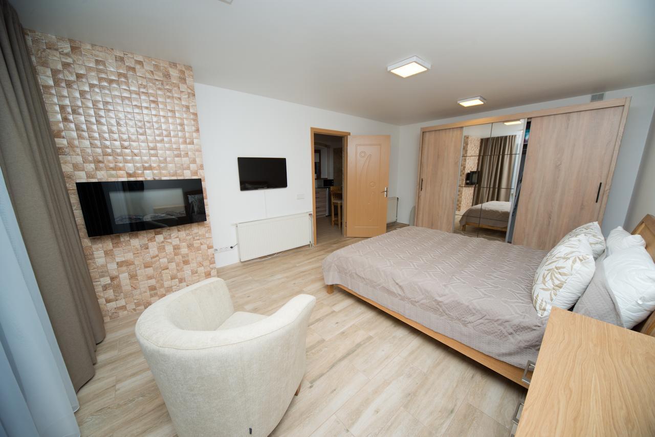 Petro Delux Apartments Kaunas Dış mekan fotoğraf